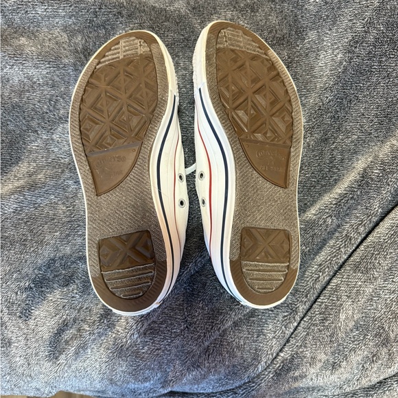 Converse White and Red Women's Shoes - Picture 5 of 6